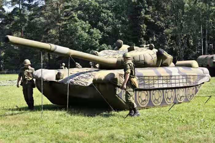 玛纳斯大型军用充气坦克